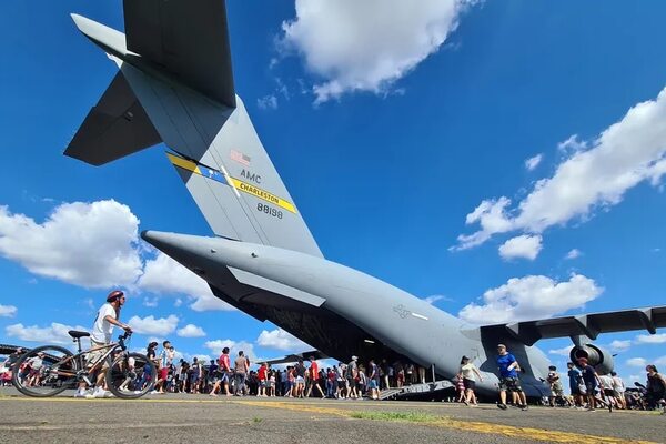 C-17: un avionazo en Luque - ABC Revista - ABC Color