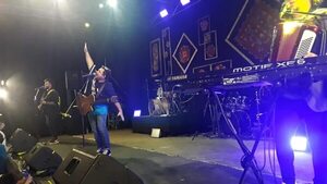 Tierra adentro hizo vibrar al público en el Festival del Ñandutí - Música - ABC Color