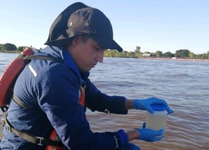 MADES toma muestras en el río Paraguay ante mortandad de peces