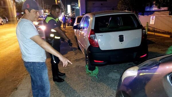 Director de PMT expone furia de choferes que estacionaron mal en Carmelitas
