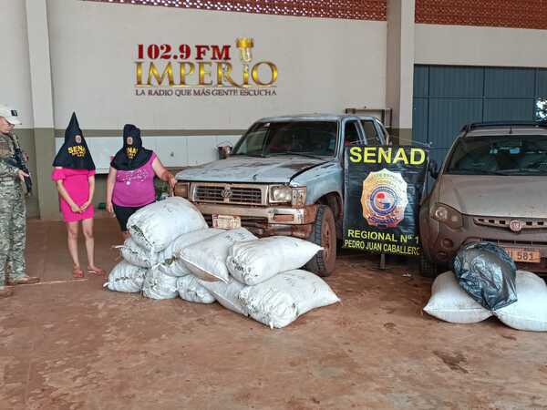 Abuela y nieta cayeron con más de 170 kilos de supuesta marihuana - Radio Imperio