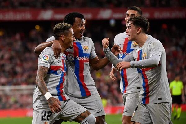 Barcelona mantiene 9 puntos de ventaja sobre Real Madrid a las puertas del Clásico - Fútbol Internacional - ABC Color