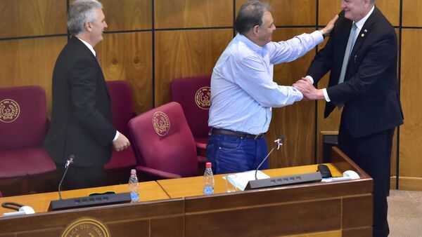 Opositores pedirán a fiscal que permita control de Contraloría
