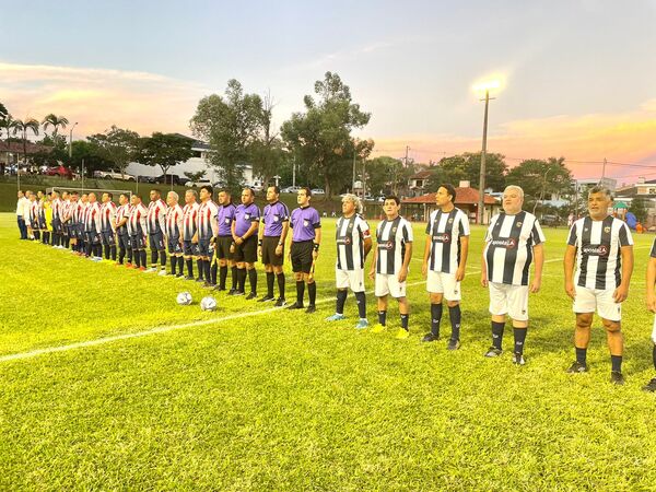 Vibrante noche inaugural del Campeonato Sénior del STEIBI - Noticde.com