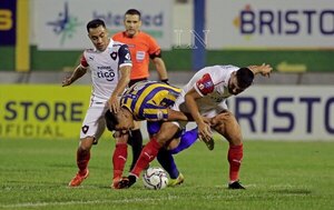 Versus / Con un ojo en la Copa, Cerro recibe en un partido con tinte de clásico a Luqueño