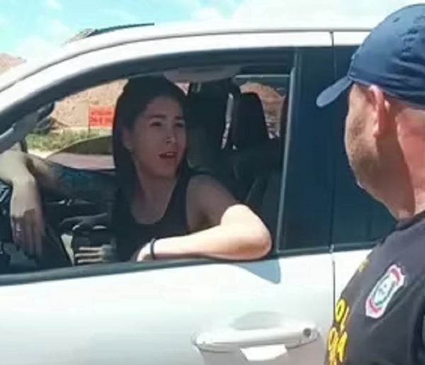 Fiscal ordena que asistente fiscal detenida con camioneta robada sea liberada - Noticiero Paraguay
