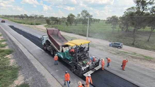 El primer tramo de la ruta Alberdi – Pilar ya cuenta con sus primeros 26 km de asfaltado - .::Agencia IP::.