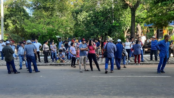Tensión en San Pedro: Manifestantes exigen renuncia de intendente imputado