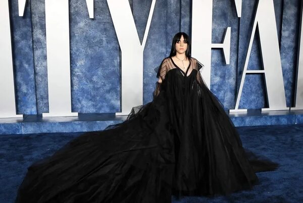 El color negro triunfa en la fiesta de Vanity Fair tras los Óscar - Mundo - ABC Color