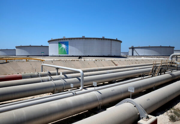 La organización Amnistía Internacional tilda de "escandalosos" los beneficios de Aramco por vender petróleo - Revista PLUS