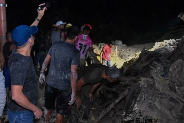 Brasil: Deslizamiento de tierra causa ocho muertes en Manaus