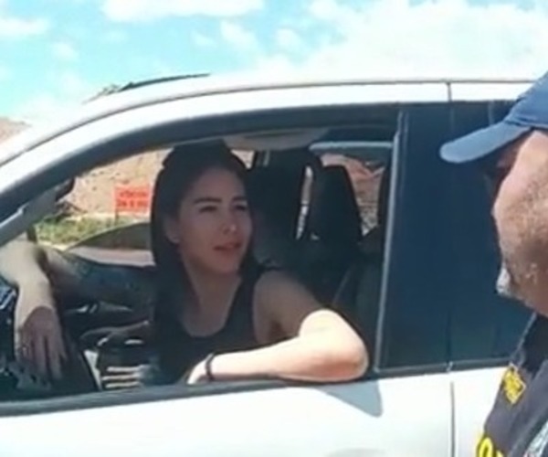 Diario HOY | Ordenan detener a funcionaria de la Fiscalía que andaba en camioneta robada