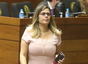 Diario HOY | Diputada escuchó otra cosa sobre Defelippe: “Puede que mis oídos estén en otra sintonía”