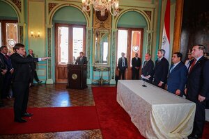 Brunetti jura como nuevo embajador ante la República Oriental de Uruguay - ADN Digital