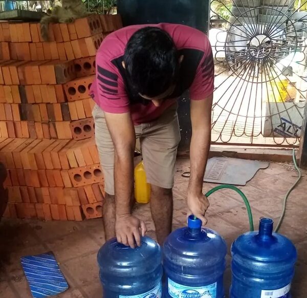 Autoridades ignoran a pobladores de Caacupé que están con chikunguña que claman por el servicio de agua - Nacionales - ABC Color