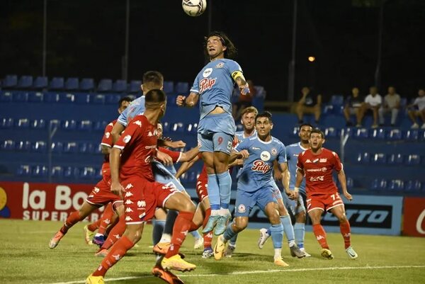 Resistencia: extranjeros en el Triángulo rojo - Fútbol - ABC Color