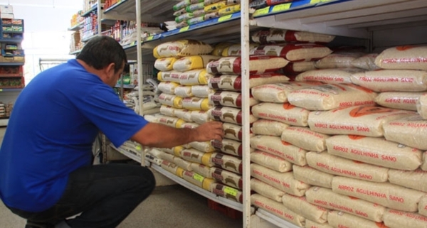 Empresas buscan 115 repositores externos