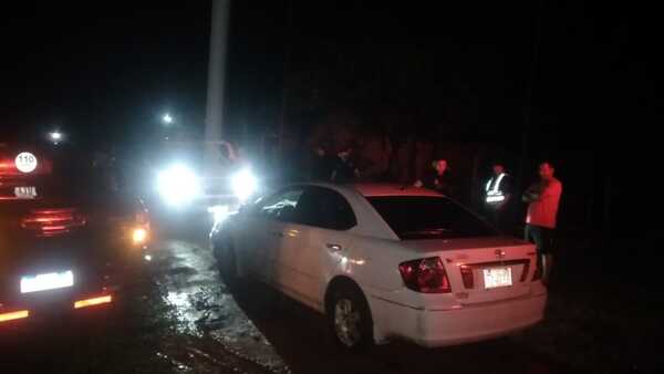 Dejo en marcha su automóvil y en segundos se lo llevaron