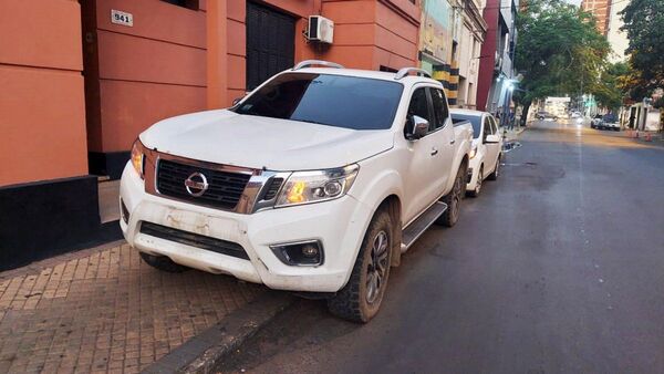 "Hace días" quedó abandonada la camioneta robada de Salud 