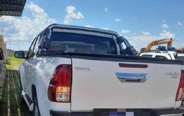 Camionetazas robadas de Brasil se venden como pan caliente en Paraguay – Prensa 5