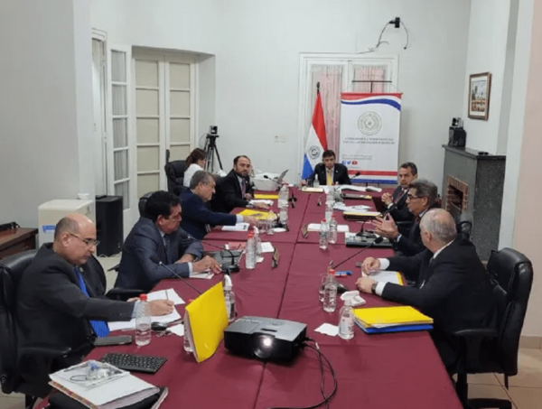 CM posterga selección de terna de candidatos a ministro de la Corte por falta de consenso · Radio Monumental 1080 AM