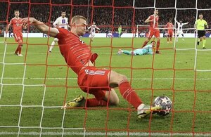 Versus / ¡El Bayern Munich deja sin 700 kilos de chocolate a De Ligt!