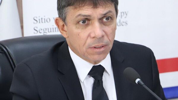 Paciello pide "renunciar a intereses" para cerrar terna de la Corte