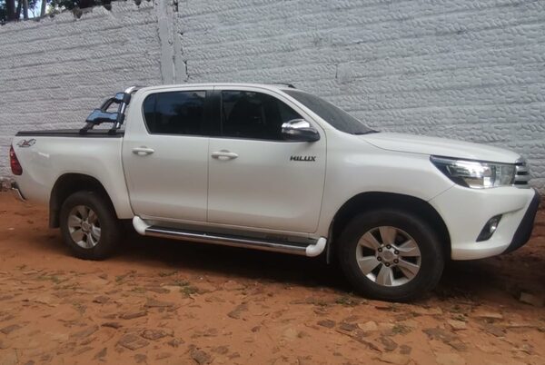 Caso auxiliar fiscal: Camioneta tiene documentos de un departamento de la Policía "que no existe" - Megacadena — Últimas Noticias de Paraguay