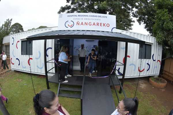 Habilitan área de atención a adolescentes en el Hospital Regional - Noticde.com
