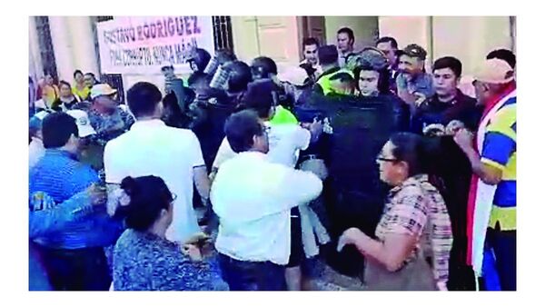 Diputado apunta a destituir al intendente de San Pedro del Ycuamandyyú