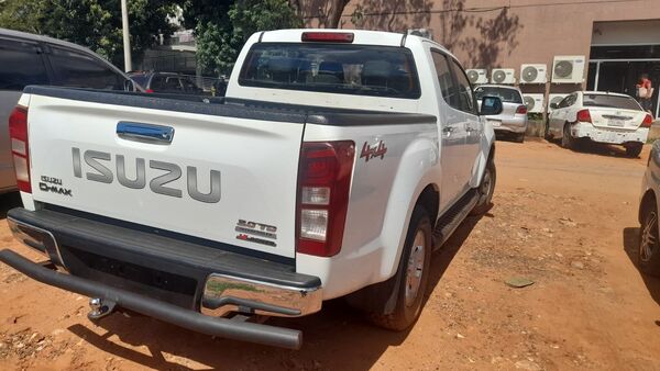 Documentos que presentó auxiliar fiscal sobre la Hilux son falsos - El Independiente