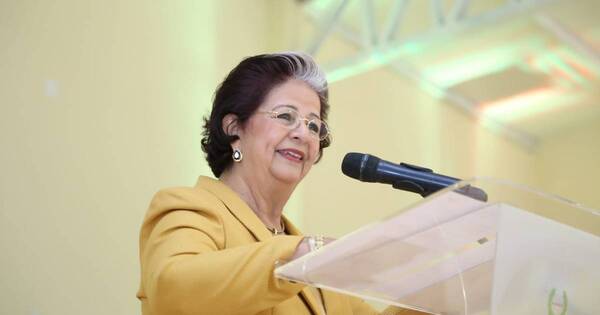 La Nación / Candidata al Senado asegura que trabajará por dignificar a personas de la tercera edad
