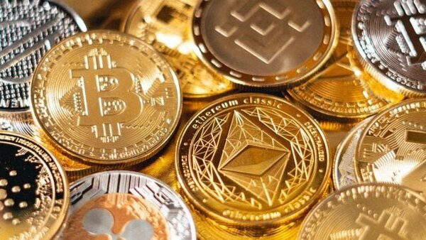 Versus / Jugadores brasileños fueron "estafados" invirtiendo millones en criptomonedas