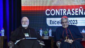 "El mejor protector de un niño son los padres", resaltó el Cardenal Martínez