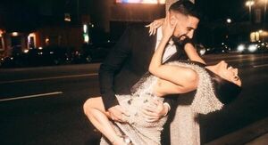 Becky G irradia amor en redes en románticas fotos con su novio