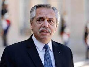 Alberto Fernández es ingresado a una clínica de Buenos Aires por un "dolor lumbar agudo"