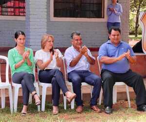 Le hacen el vacío a Rubén Jacquet en el lanzamiento de almuerzo escolar