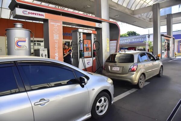 El gasoíl debe bajar por la caída de precios en el exterior, dice experto - Economía - ABC Color