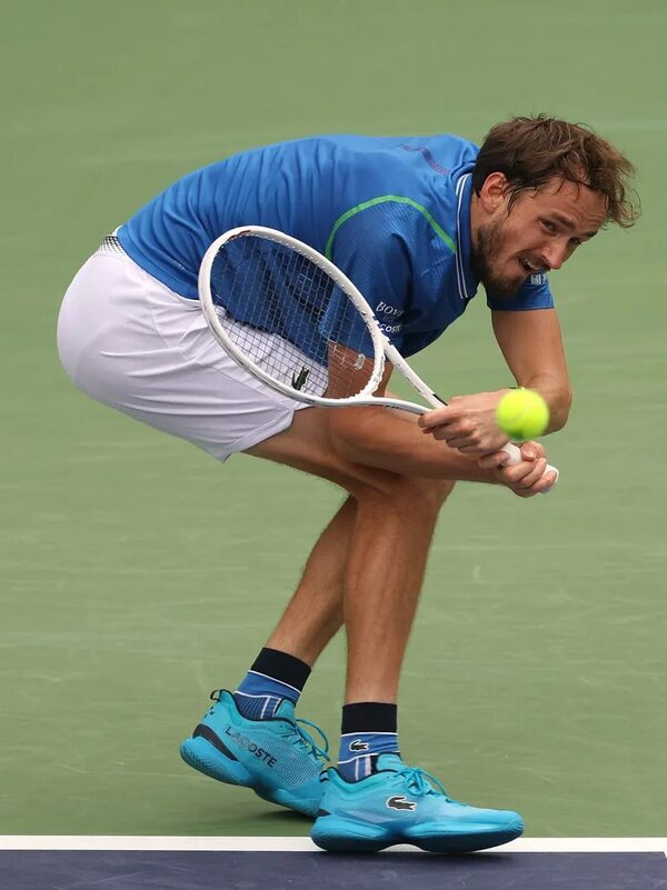 Medvédev a cuartos del Indian Wells - Polideportivo - ABC Color
