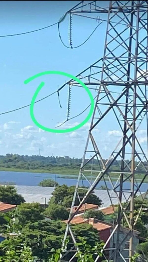 Cable suelto hizo caer el sistema eléctrico de ANDE, insistió Sosa - Economía - ABC Color