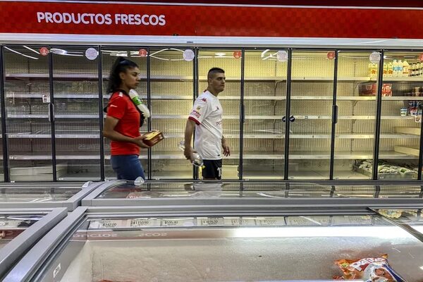 Caída histórica de la economía argentina: 102% de inflación en un año - Mundo - ABC Color