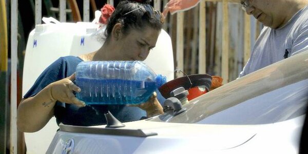Diario HOY | Propietarios de gasolineras advierten peligrosa práctica tras incendio de depósito