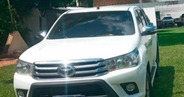 La Nación / “Mi marido nunca tuvo una camioneta”, dice viuda de supuesto vendedor
