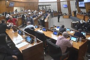 Diputados piden que se retire fuerza policial que defiende a intendente cartista y detiene a manifestantes en San Pedro - Política - ABC Color