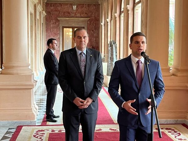 El ingreso de la carne paraguaya a EE.UU. es “prioridad absoluta” del Gobierno de Abdo - El Trueno