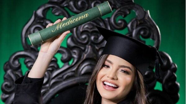 Candidata de Miss Grand Paraguay se graduó de médica cirujana