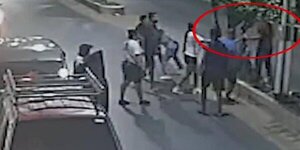 Diario HOY | Campaña liberal a los golpes: colorados fueron atacados por una patota