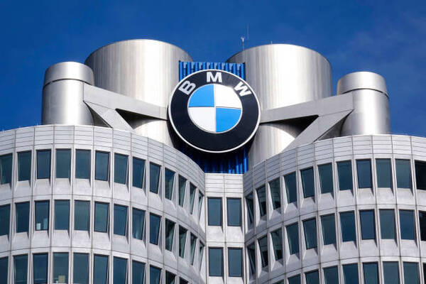 BMW prevé un crecimiento rentable este año pese a las dificultades globales - Revista PLUS