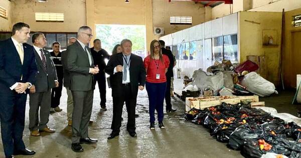 La Nación / Embajador Ostfield inició en Aduana, visitas y reuniones de dos días por el Este