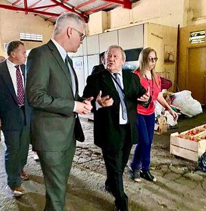 Embajador de EE.UU. de reunión en CDE para profundizar combate al contrabando y seguridad local-regional | 1000 Noticias